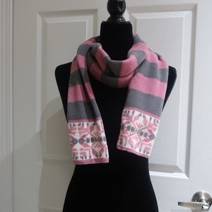 St. John’s Bay Scarf